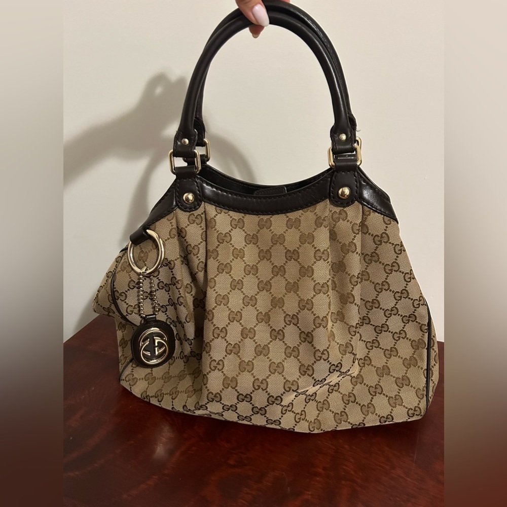 Gucci Monogram Medium Sukey